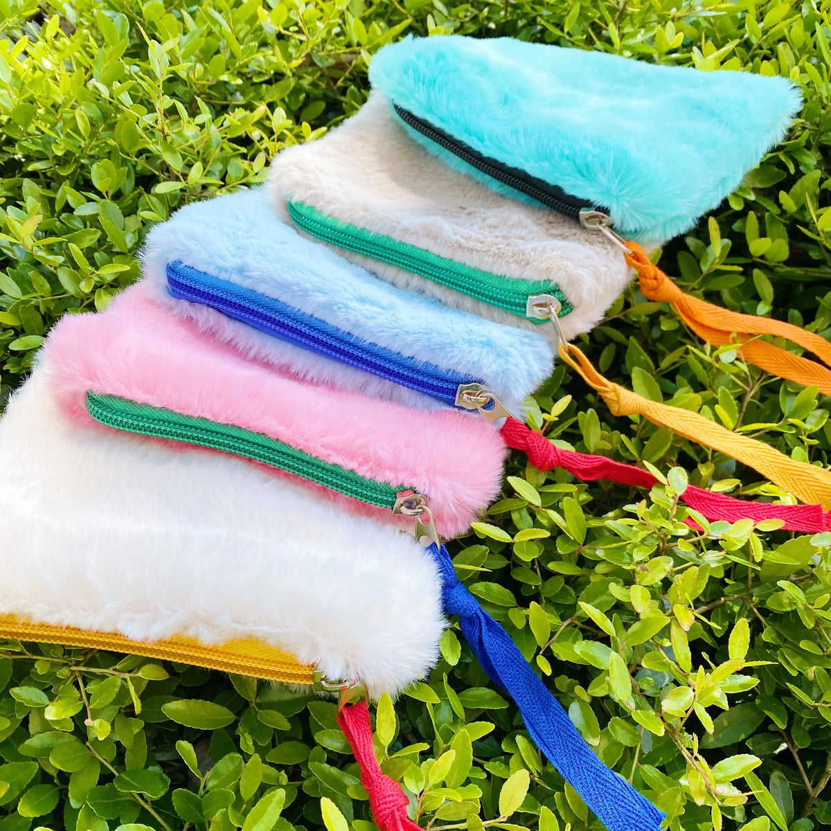 Color Pop Purses Color Pop Zipped Pouch