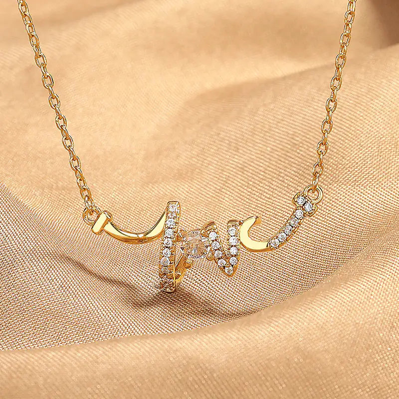 Light luxury LOVE necklace women gold - minority design copper O-shaped chain English letters affordable elegant jewelry